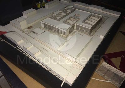 Maqueta Mundo Láser EC